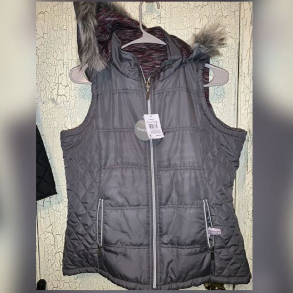 Brand new vanity vest